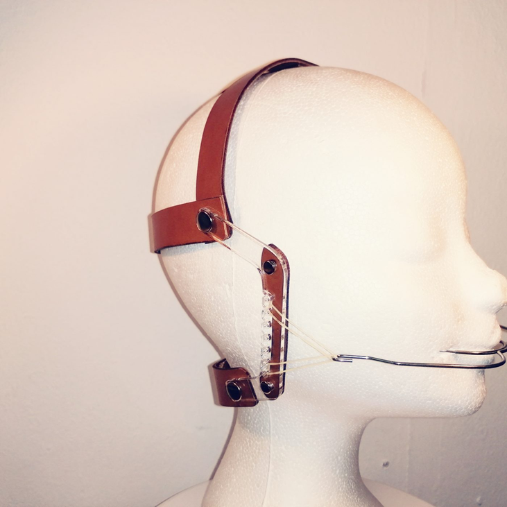 Orthodontic headgear therapy for bite correction